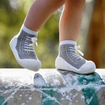 Baby shoes cost online